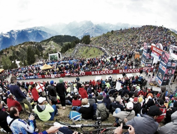 Giro d'Italia, le anticipazioni per il 2018: ecco lo Zoncolan ed il Finestre