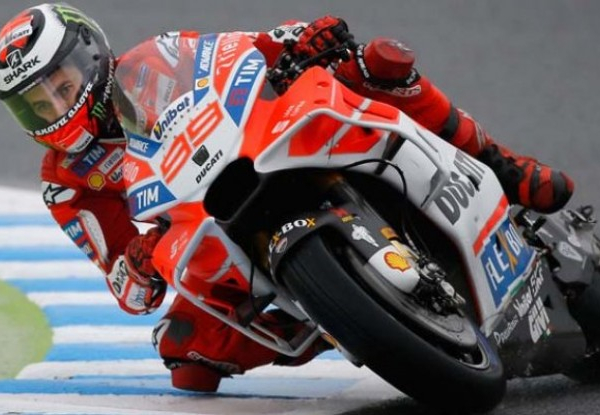 MotoGP, Motegi - Parla Lorenzo: "E' stato un disastro con tutta questa acqua"