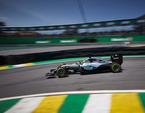 F1, Mercedes - Bottas elogia Hamilton