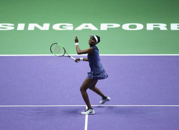 WTA Finals - Venus è eterna, batte la Muguruza e vola in semifinale