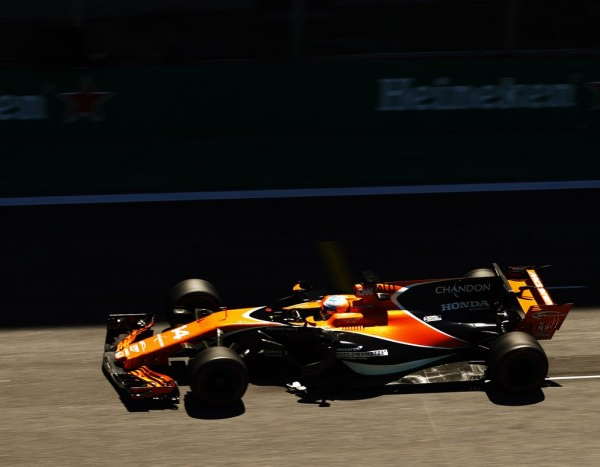 F1, Interlagos - Manca la sicurezza, saltano i test McLaren