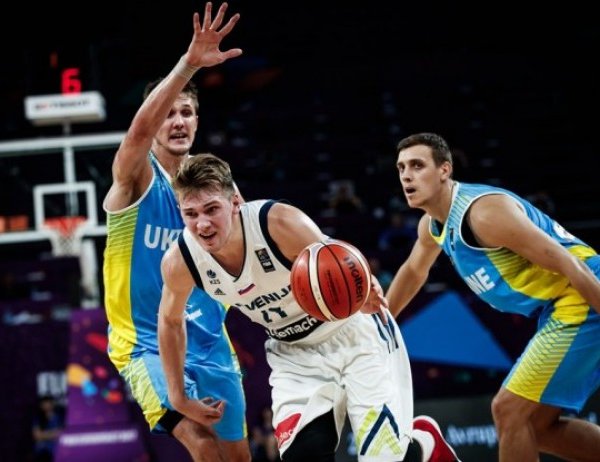 Eurobasket 2017 - Show di Randolph e Doncic, Slovenia a valanga sull'Ucraina (79-55)
