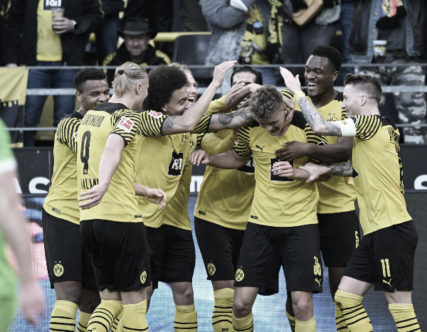 Borussia Dortmund humilla en 14 minutos a Wolfsburgo