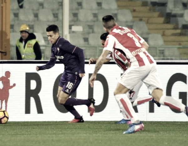 Serie A - La Fiorentina batte in rimonta il Pescara: 1-2 all'Adriatico