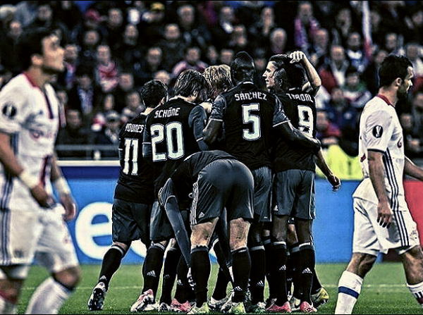 Europa League - Il Lione sfiora la rimonta ma a Stoccolma ci va l'Ajax: 3-1 al Parc OL