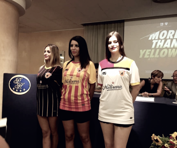 Benevento - Presentate le divise per la stagione 2017-2018
