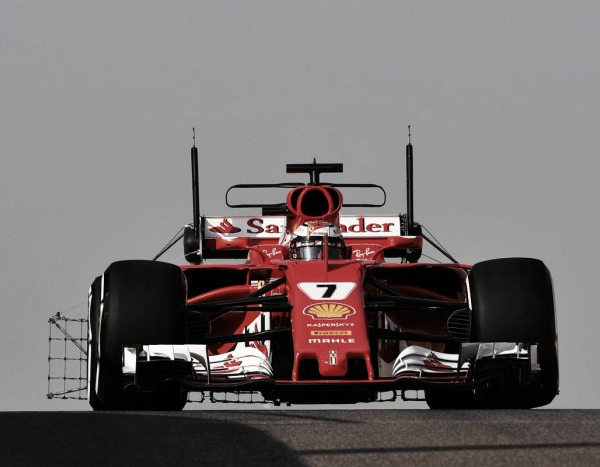 Test Abu Dhabi: Raikkonen primo nella mattinata, Alonso va a sbattere