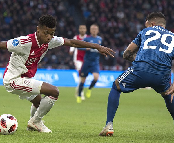 Eredivisie: PSV ed Ajax allungano, male le ultime tre