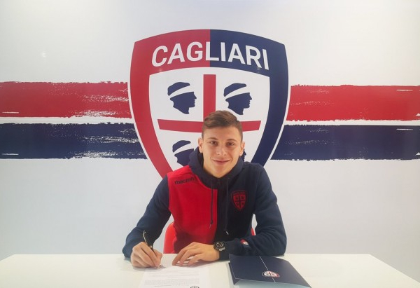 Cagliari, Barella firma il rinnovo