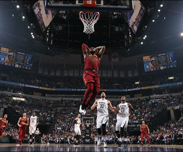 NBA - Super LeBron guida Cleveland; Davis entra nella storia ed abbatte gli Heat