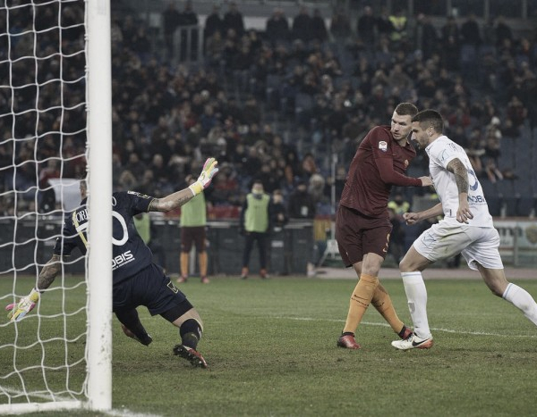 Serie A - La Roma cala il tris e blinda il secondo posto: 3-1 contro il Chievo Verona