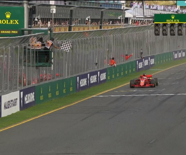 Formula 1 - Lampo rosso in Australia: Vettel batte Hamilton!