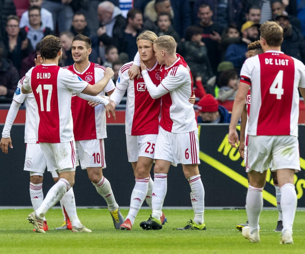 Eredivisie: l'Ajax approfitta del pari del PSV, successo importante per l'Excelsior