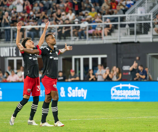 D.C. United 3-0 Chicago Fire: D.C. wins with ease