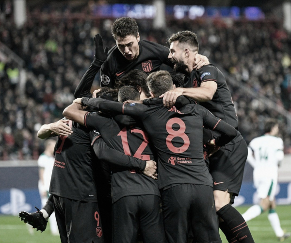 Atlético de Madrid decide no segundo tempo e vence Lokomotiv Moscou