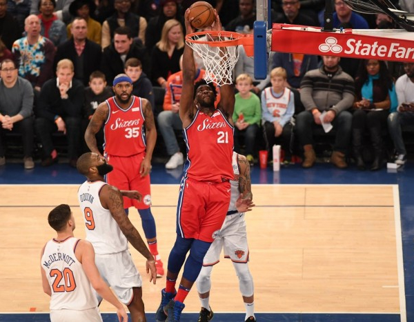 NBA Christmas Day - Embiid batte Kanter. Philadelphia espugna New York