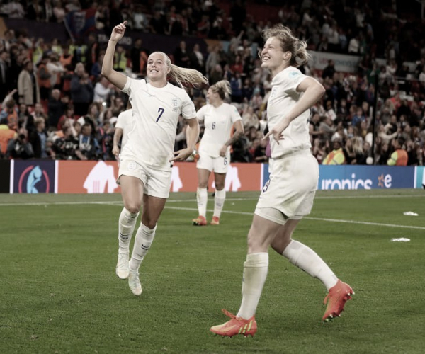 Inglaterra derrota Áustria em dia marcado por recorde de público na Eurocopa Feminina