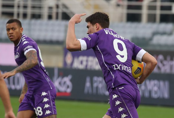 Finisce 1-1 tra Fiorentina e Hellas: a Veloso risponde Vlahovic