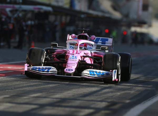 Test Formula 1, Day-2: Perez in testa, sorprende ancora la Mercedes