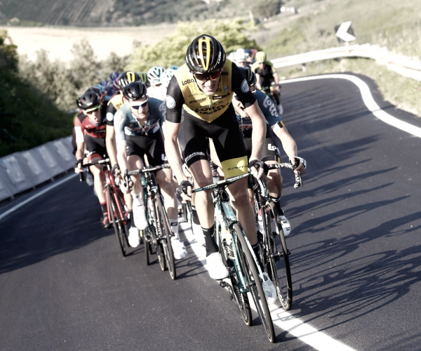Resumen de la etapa 6 del Giro de Italia: doblete de Mitchelton-Scott