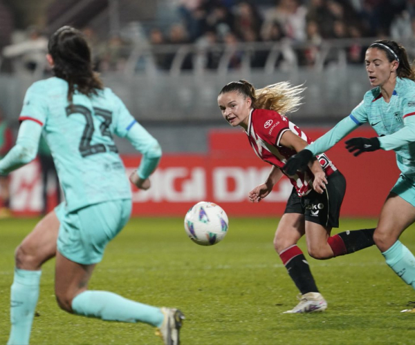El Athletic femenino cae en casa ante el Barcelona