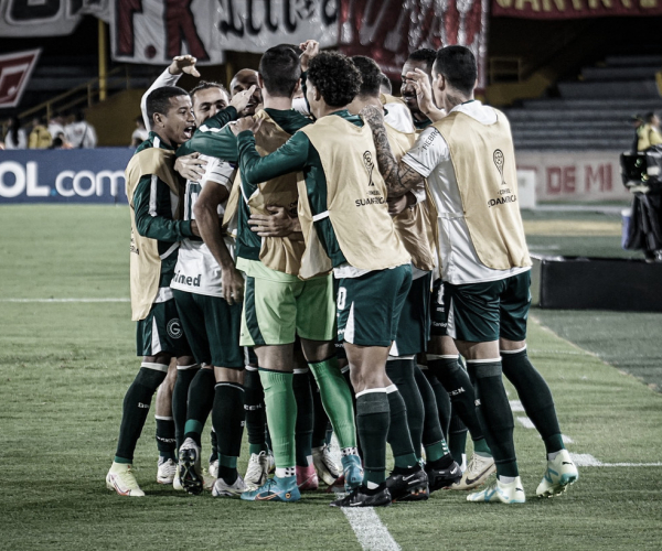 Gols e melhores momentos de Estudiantes x Goiás pela Sul-Americana (3-0)