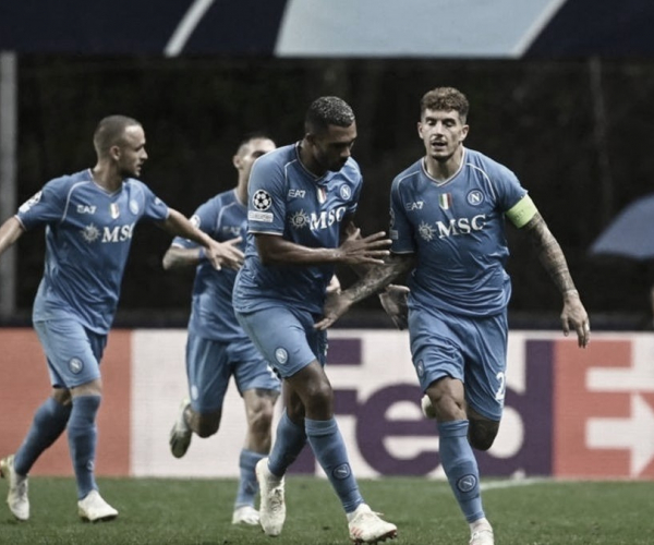 Napoli tenta confirmar classificação às quartas de final da Coppa Italia