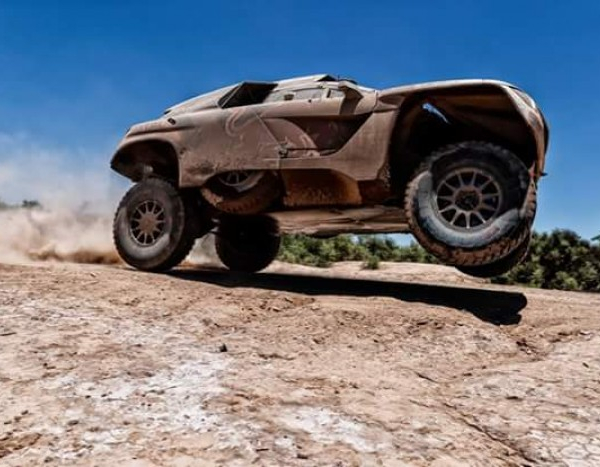 Dakar 2017: Loeb e Price sbaragliano la concorrenza nella seconda tappa