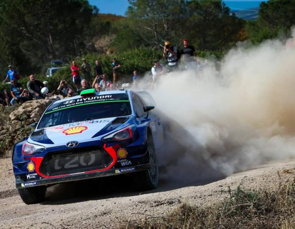 WRC, Rally di Sardegna - Day1: comanda Paddon
