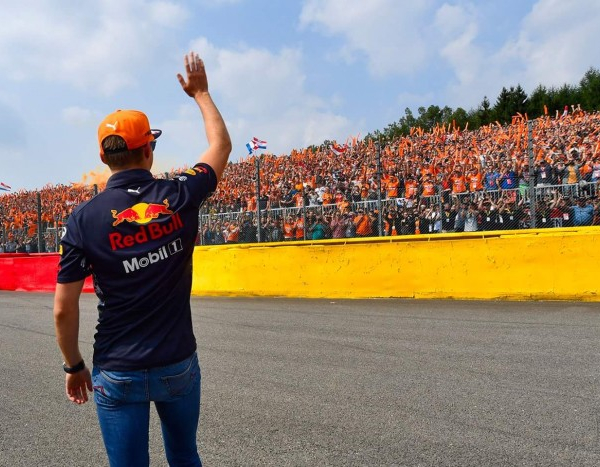 F1, Red Bull - Verstappen frustrato dalla poca affidabilità: "Non è possibile!"