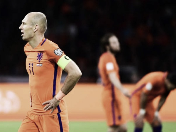 Fora da Copa do Mundo, Holanda paga pelo declínio técnico de uma geração que não é mais a mesma