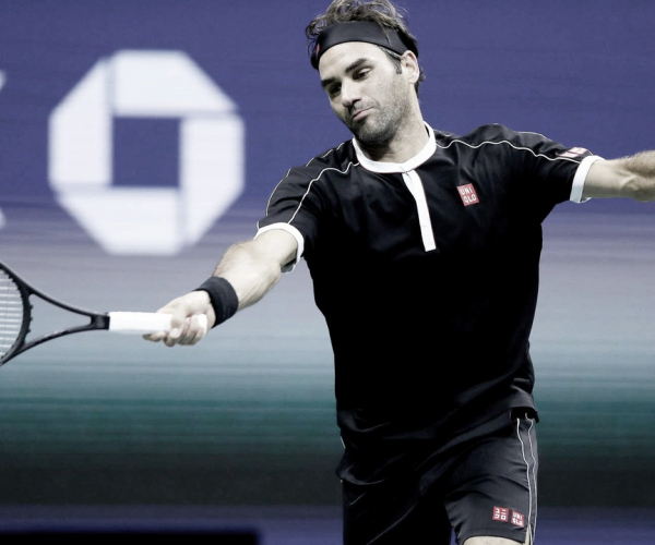 Federer supera começo ruim, bate Nagal de virada e vence em sua estreia no US Open