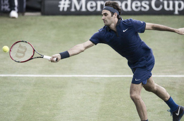 Mercedes Cup 2016: Federer sets up Thiem semi-final in Stuttgart