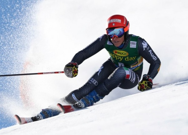 Sci alpino, superG St. Moritz: sorpresa Flury, legno per Brignone