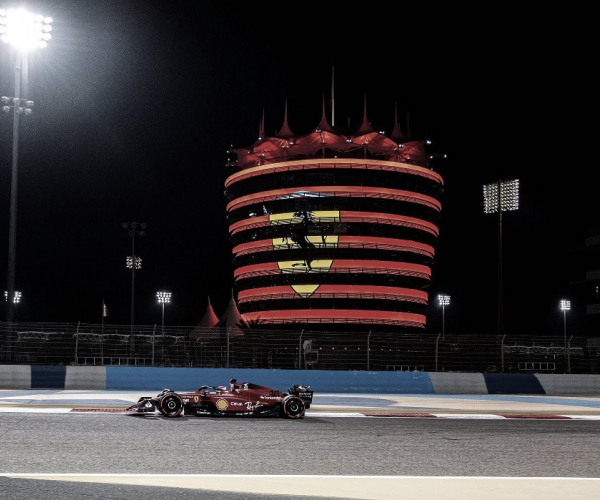 Ferrari dominante: Leclerc faz a pole e Sainz larga da P3 no GP do Bahrein