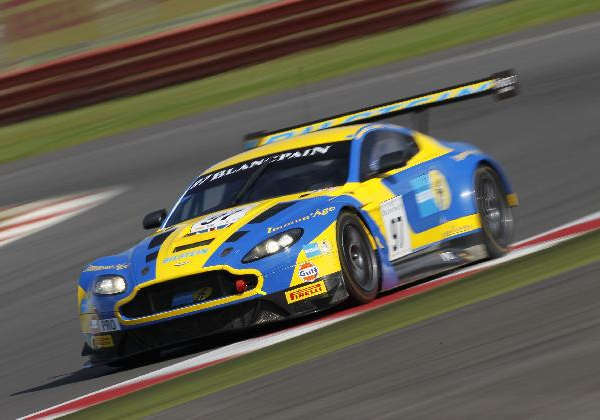Blancpain : Aston Martin en pole à Silverstone