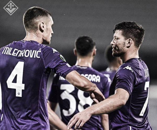 Fiorentina bate Istanbul Basaksehir e garante vaga no mata-mata da Conference League