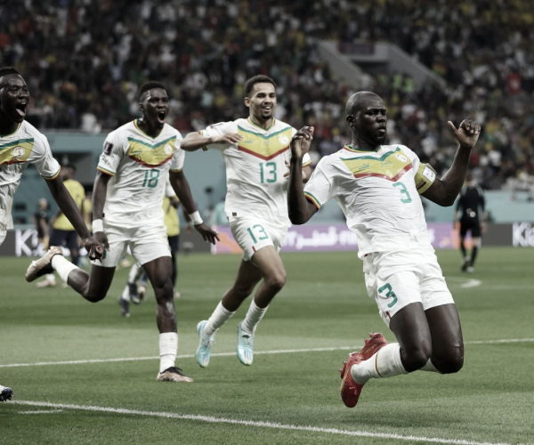 Senegal avanza a los octavos de final 