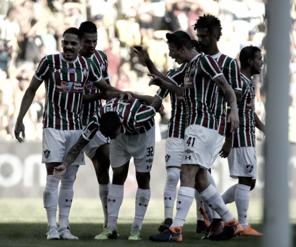 Com cinco jogadores, Fluminense domina seleção do Campeonato Carioca