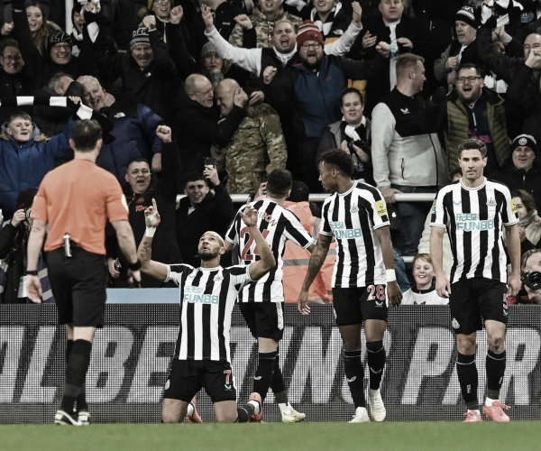 Com show de Joelinton, Newcastle vence Leicester e avança na Copa da Liga
