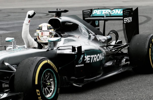 Formula 1, Hamilton: "Gara difficile. Bravo Vettel". Ricciardo: "Bravi a sfruttare l'occasione"
