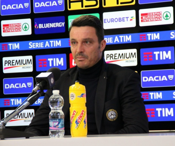 Udinese, Oddo in conferenza: "Abbiamo voglia di uscire da questo momento e ripartire"