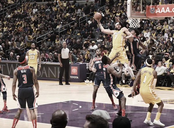 Los Angeles Lakers: al "Rey" solo le vale ganar