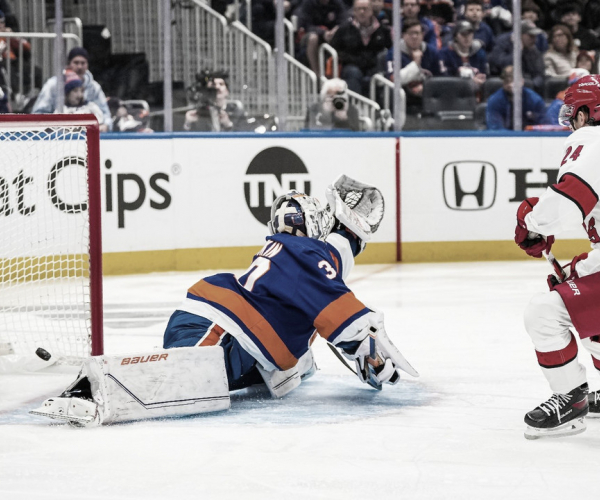 Gols e melhores momentos Carolina Hurricanes x New York Islanders pela NHL (2-3)
