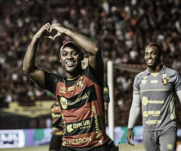 Em dia histórico nas arquibancadas, Sport vence Botafogo-SP com dois de Vagner Love