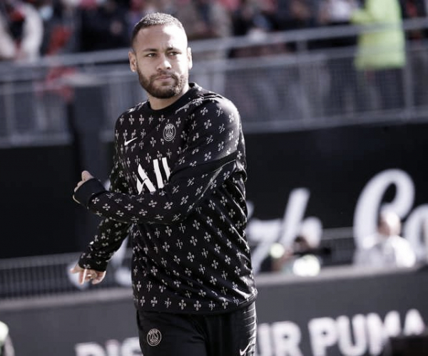 Com dores musculares, Neymar é desfalque do PSG no duelo contra Leipzig