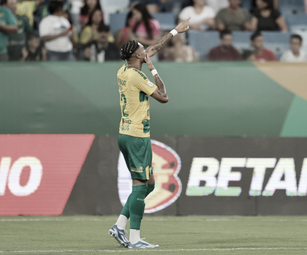 Cuiabá fecha Brasileirão com vitória diante do Athletico-PR e se garante na Sul-Americana
