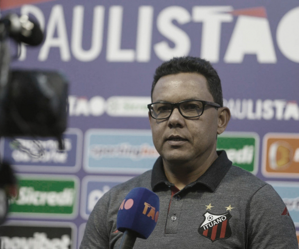 Marcinho compara derrota para Guarani a jogo contra Corinthians: "Fizemos principalmente com a bola ao contrário"