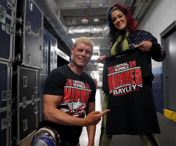 Cody Rhodes y Bayley van a Wrestlemania 
