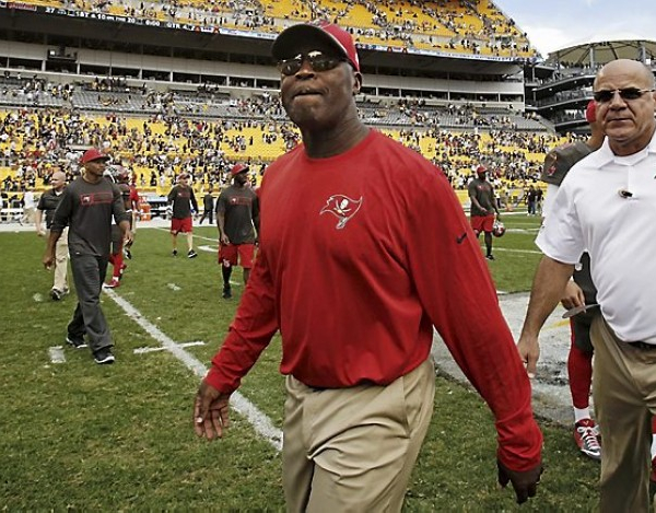 Tampa Bay Buccaneers Dismiss Lovie Smith After Two Seasons